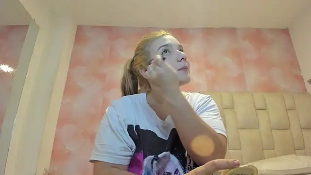 emily lean  online show from June 24, 3:27 am
