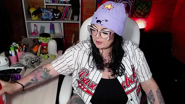 juliette rd online show from December 20, 6:16 am