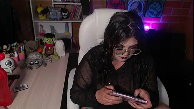 Snapshot of juliette_rd chatting on October 28, 4:02 am juliette rd online show from October 28, 4:02 am