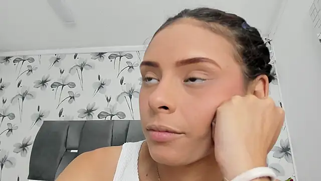 Ehotloveaxxx online show from November 29, 3:23 pm