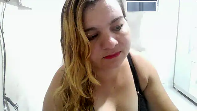 laiscibelle online show from February 27, 5:07 am