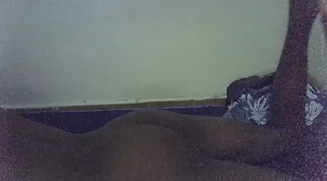 Snapshot of sweet-molline chatting on February 22, 10:52 pm sweet-molline online show from February 22, 10:52 pm