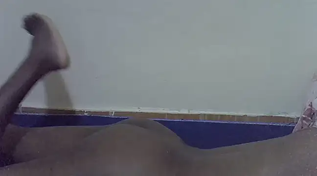 Snapshot of sweet-molline chatting on February 24, 1:53 pm sweet-molline online show from February 24, 1:53 pm