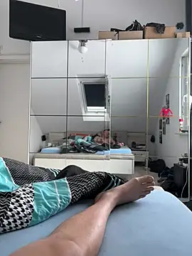 Bastilein1985 online show from January 10, 8:31 am