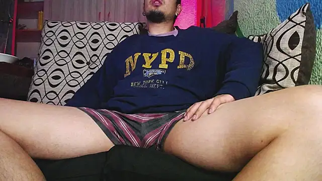 zacwatson  online show from September 21, 2:28 am