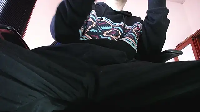 zacwatson  online show from March 18, 10:21 pm