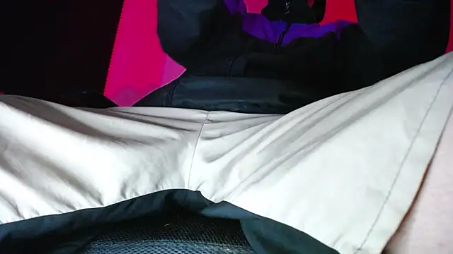 zacwatson  online show from November 13, 1:53 am