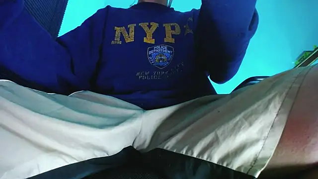 zacwatson  online show from January 7, 1:43 am