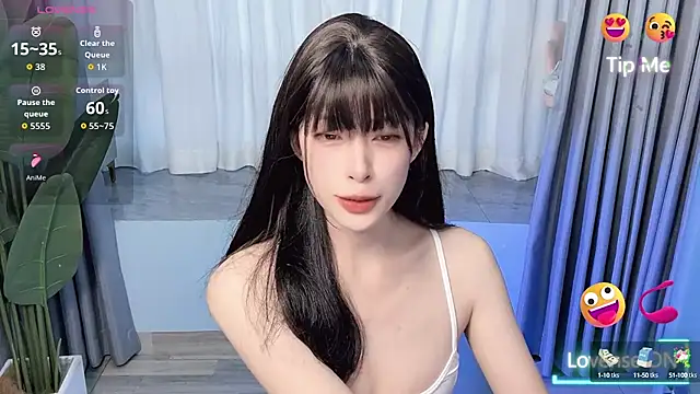 Snapshot of Aurora_99 chatting on September 23, 11:23 pm Aurora 99 online show from September 23, 11:23 pm
