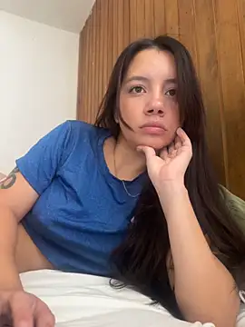 Snapshot of mxrylovely chatting on November 8, 3:26 pm mxrylovely online show from November 8, 3:26 pm