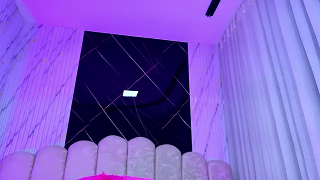 violett lo online show from July 12, 3:07 am