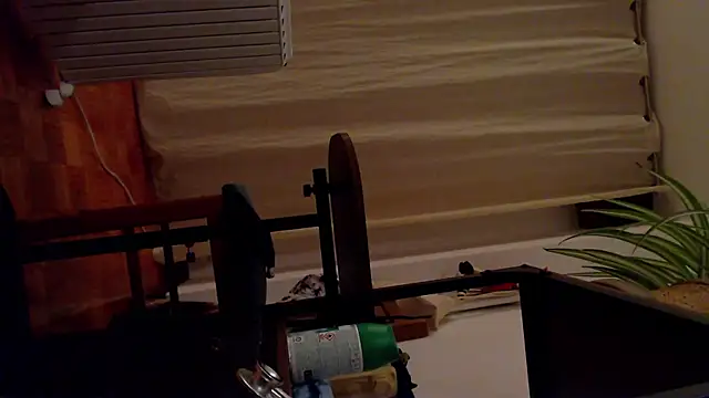 Snapshot of boytwink_20 chatting on November 6, 10:25 pm boytwink 20 online show from November 6, 10:25 pm