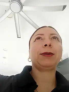 malusexy33 online show from October 26, 7:03 pm