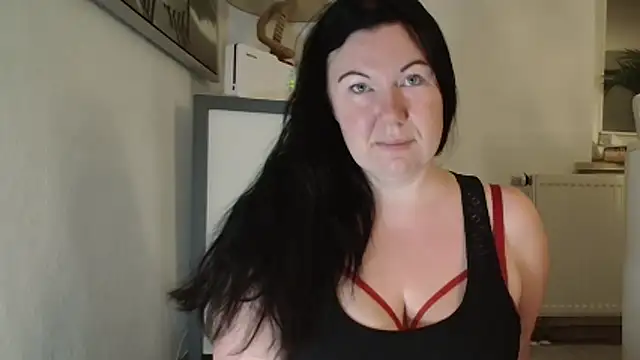 p6w official online show from November 5, 4:15 am