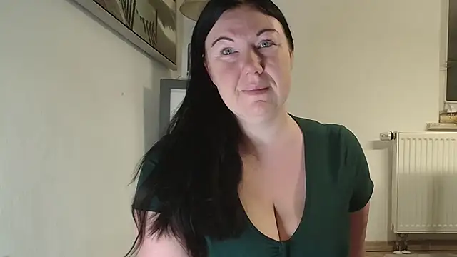 p6w official online show from November 8, 4:49 am