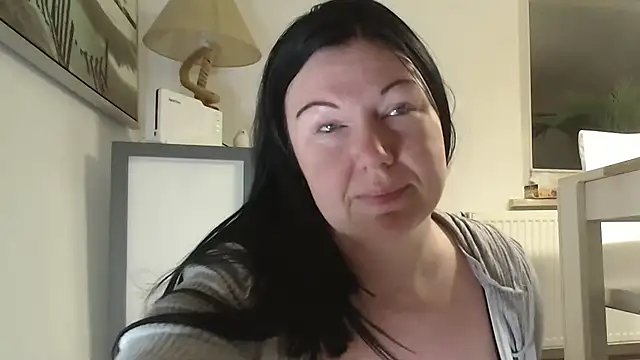 p6w official online show from November 11, 5:02 am