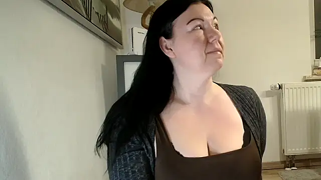 p6w official online show from December 19, 4:49 am