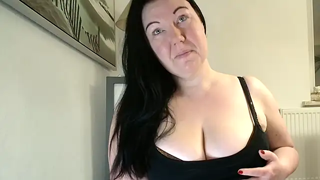 p6w official online show from February 17, 4:32 am