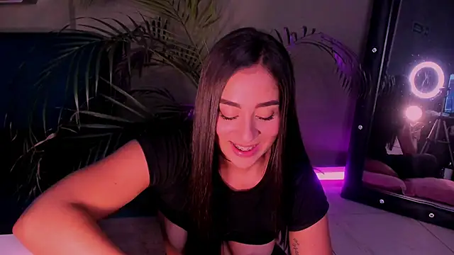 Sussy Bell01 online show from February 23, 2:07 am