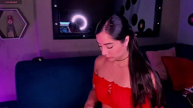 Sussy Bell01 online show from February 13, 7:31 pm