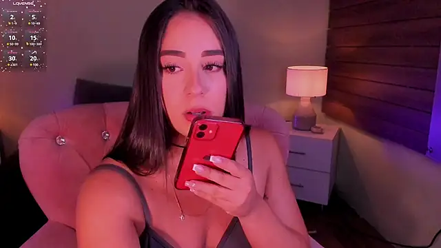 Sussy Bell01 online show from March 14, 12:10 am