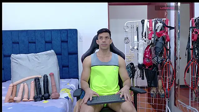 JoseRumbero26 online show from May 11, 11:22 am
