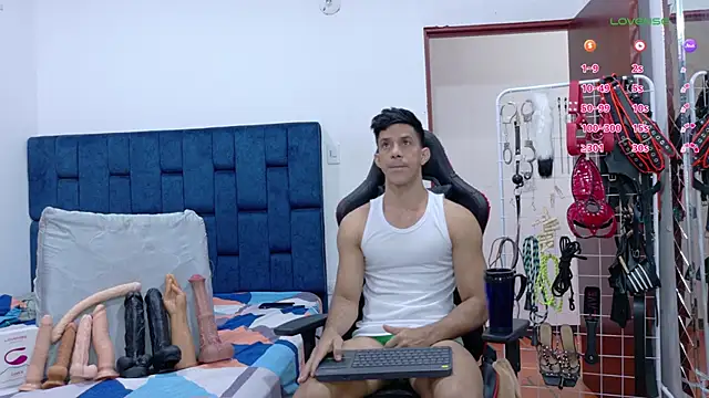 JoseRumbero26 online show from February 7, 2:03 pm