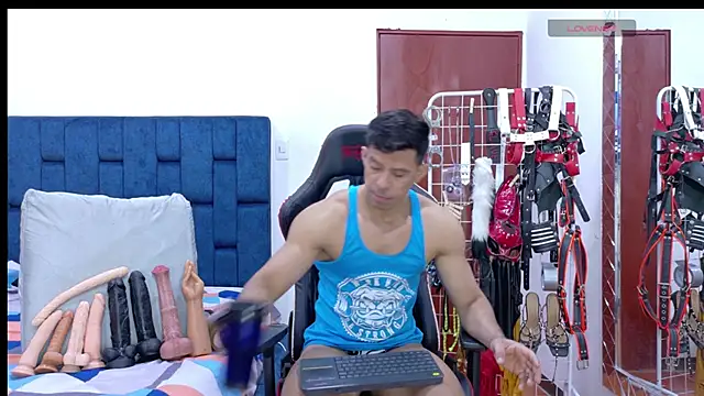 JoseRumbero26 online show from May 23, 12:59 pm