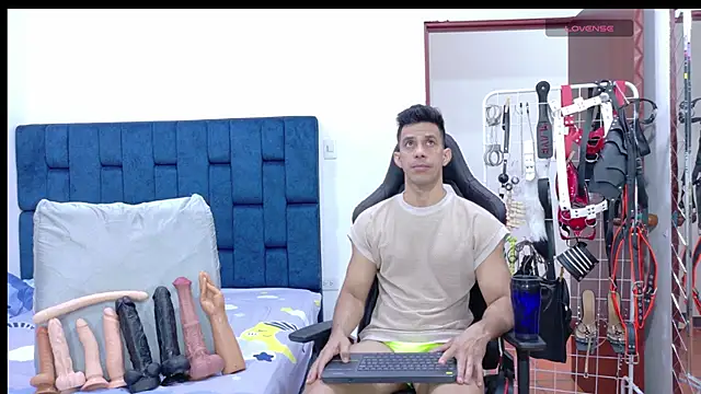 JoseRumbero26 online show from May 6, 11:58 am