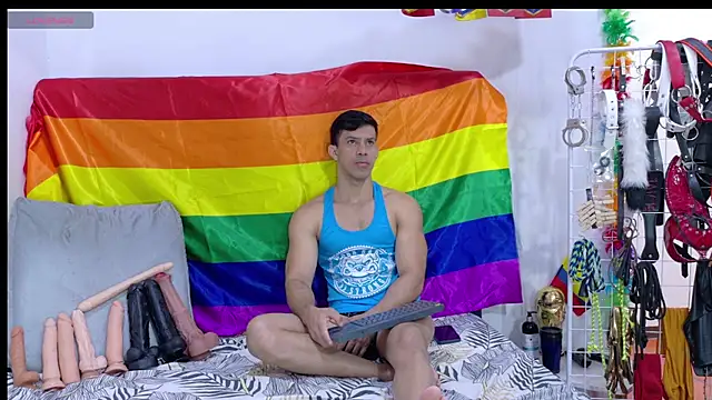 Snapshot of JoseRumbero26 chatting on June 26, 12:55 pm JoseRumbero26 online show from June 26, 12:55 pm