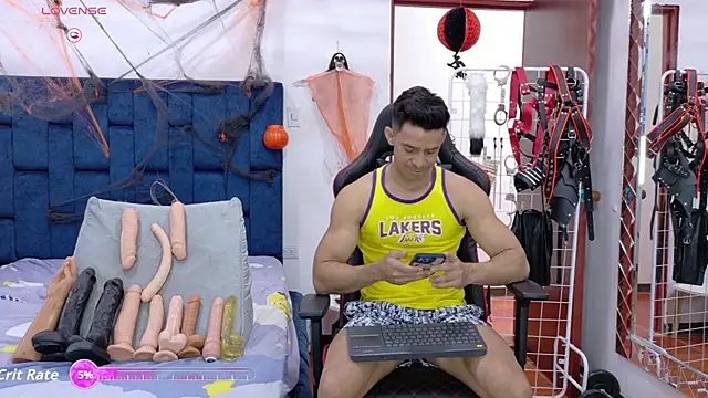 JoseRumbero26 online show from October 12, 1:45 pm