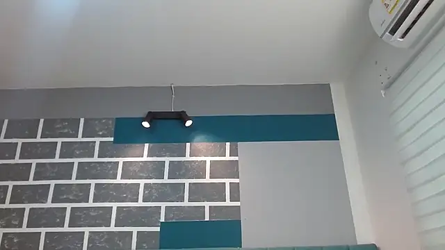 I am yours- online show from November 9, 11:47 am