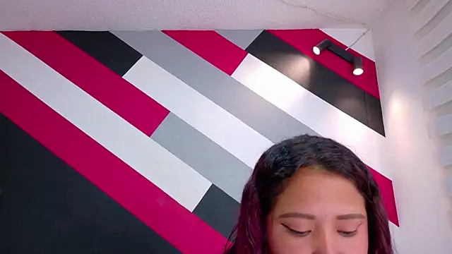 I am yours- online show from November 24, 11:54 am