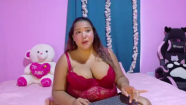 I am yours- online show from February 13, 6:19 pm