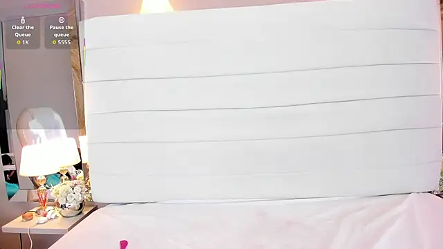 Lilly 2809  online show from February 6, 4:30 am