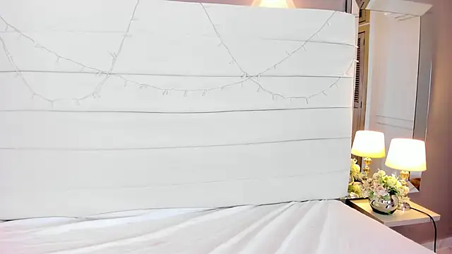 Lilly 2809  online show from November 13, 4:16 am