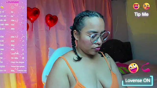 Snapshot of Tita_dirty chatting on April 7, 3:52 am Tita dirty online show from April 7, 3:52 am