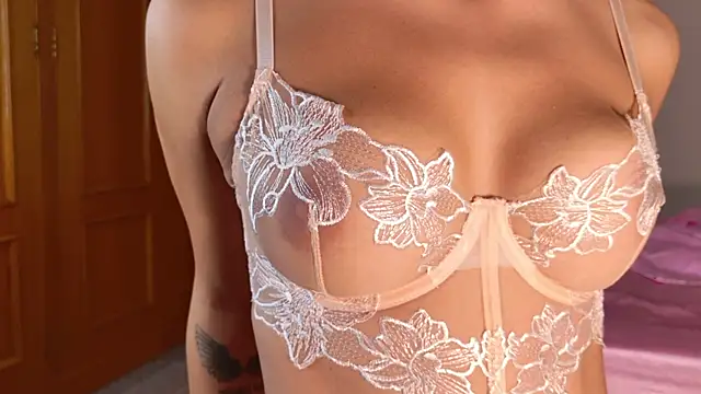 AvaBabyGirl online show from December 4, 3:55 pm