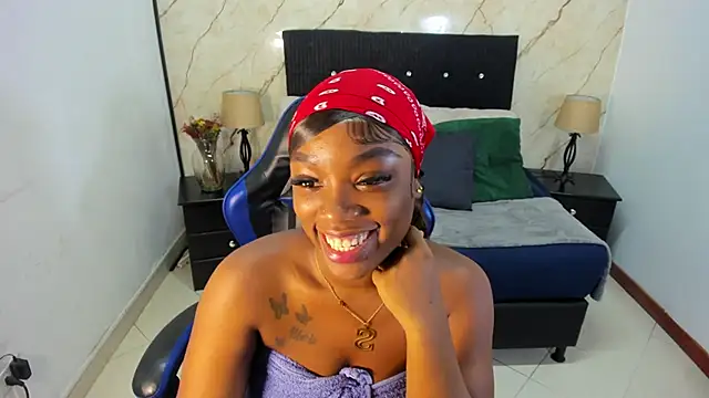 helena copper  online show from April 9, 4:03 am