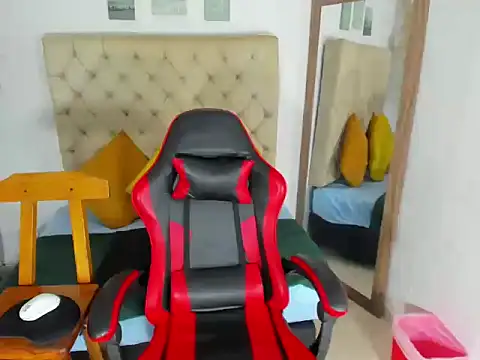 helena copper  online show from April 2, 3:13 am