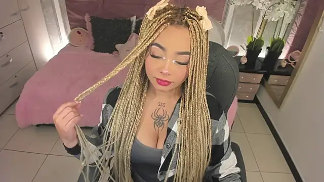 Snapshot of conny__curly chatting on September 26, 1:07 pm conny curly online show from September 26, 1:07 pm