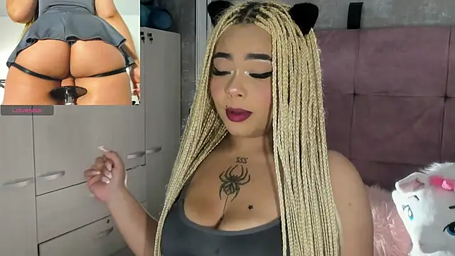 conny  curly online show from April 10, 2:24 pm