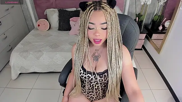 conny  curly online show from November 23, 12:59 pm