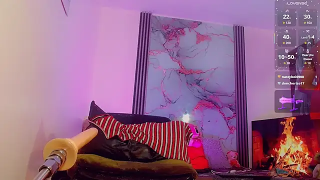  ChanellR  online show from November 27, 7:14 pm