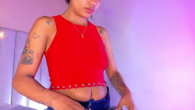 Snapshot of rachellmartinez chatting on October 8, 11:45 am rachellmartinez online show from October 8, 11:45 am