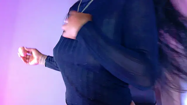 Snapshot of rachellmartinez chatting on October 7, 11:44 am rachellmartinez online show from October 7, 11:44 am