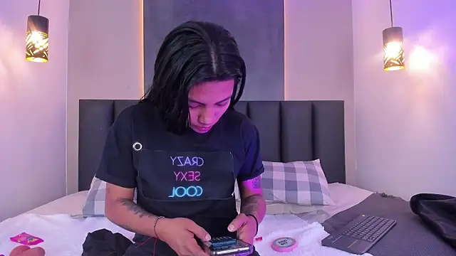 Snapshot of rachellmartinez chatting on November 13, 11:47 am rachellmartinez online show from November 13, 11:47 am