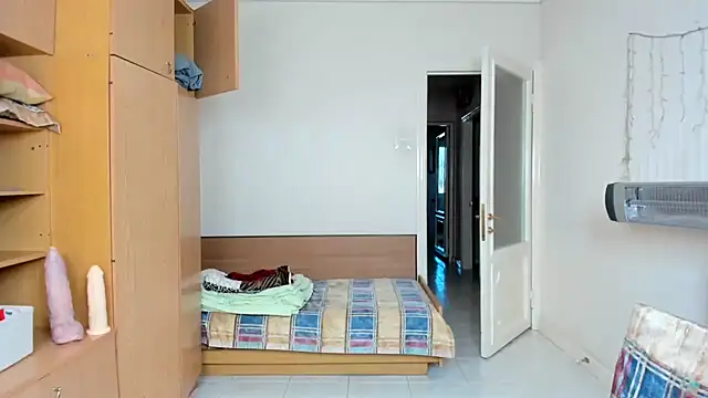 hot muscle online show from March 29, 12:40 pm