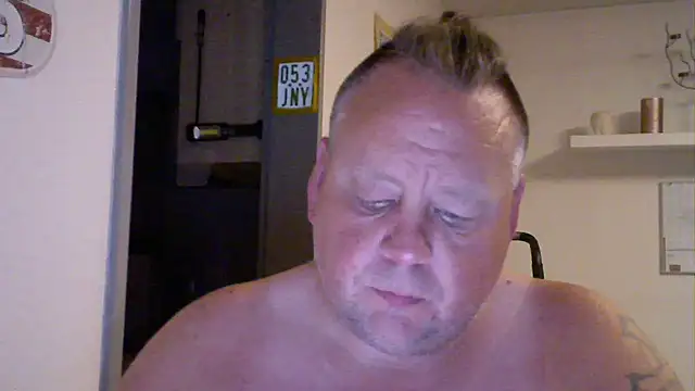 Snapshot of pimmelmann3 chatting on June 16, 8:42 pm pimmelmann3 online show from June 16, 8:42 pm