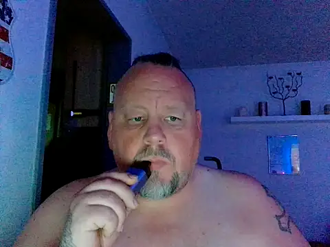 pimmelmann3 online show from May 17, 6:52 pm